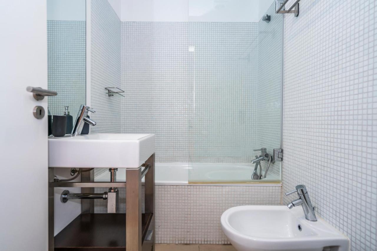 Bright & Spacious 2 Bed Flat 2 Bath W Garage In Lagos Marina Exterior foto